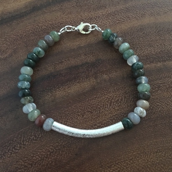 Handcrafted Green silver fancy jasper wired and lobster clasp beaded bracelet - Picture 3 of 8